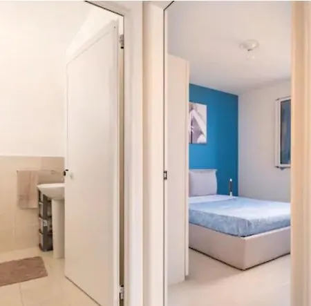 Due Passi Dal Mare Tra Marina Di Ragusa-punta Secca Bed & Breakfast *